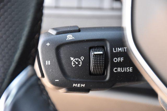 PEUGEOT 3008 BlueHDi 130 S&S GT