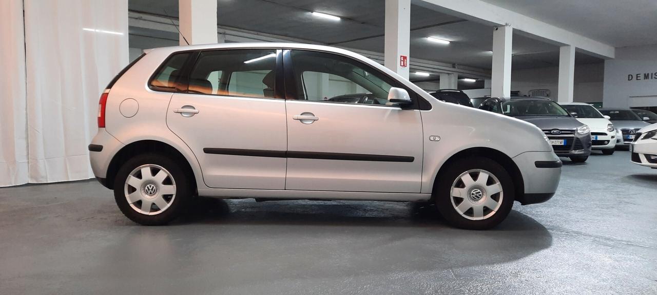 Volkswagen Polo 1.4 16V 5p. Trendline