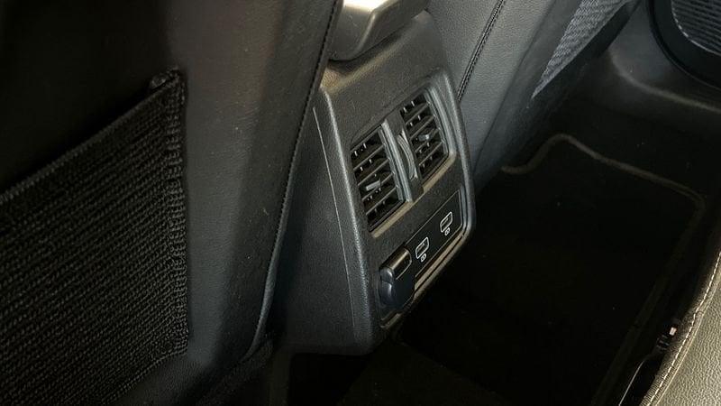 Renault Captur E-Tech hybrid RENAULT Captur 1.6 E-Tech full hybrid Techno 145cv auto