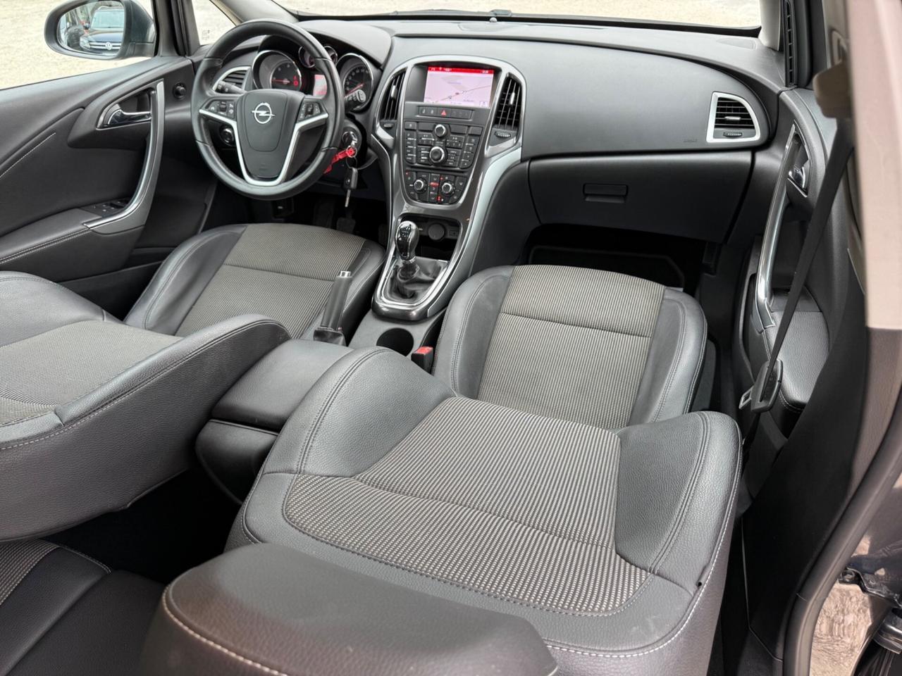 Opel Astra 1.7 CDTI 130CV 5 porte Cosmo