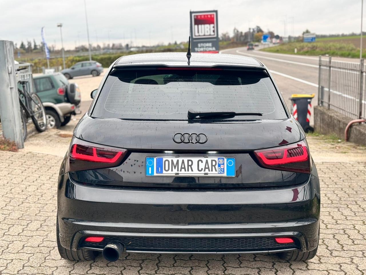 Audi A1 S-LINE 1.6 TDI 2011 NEOPATENTATI