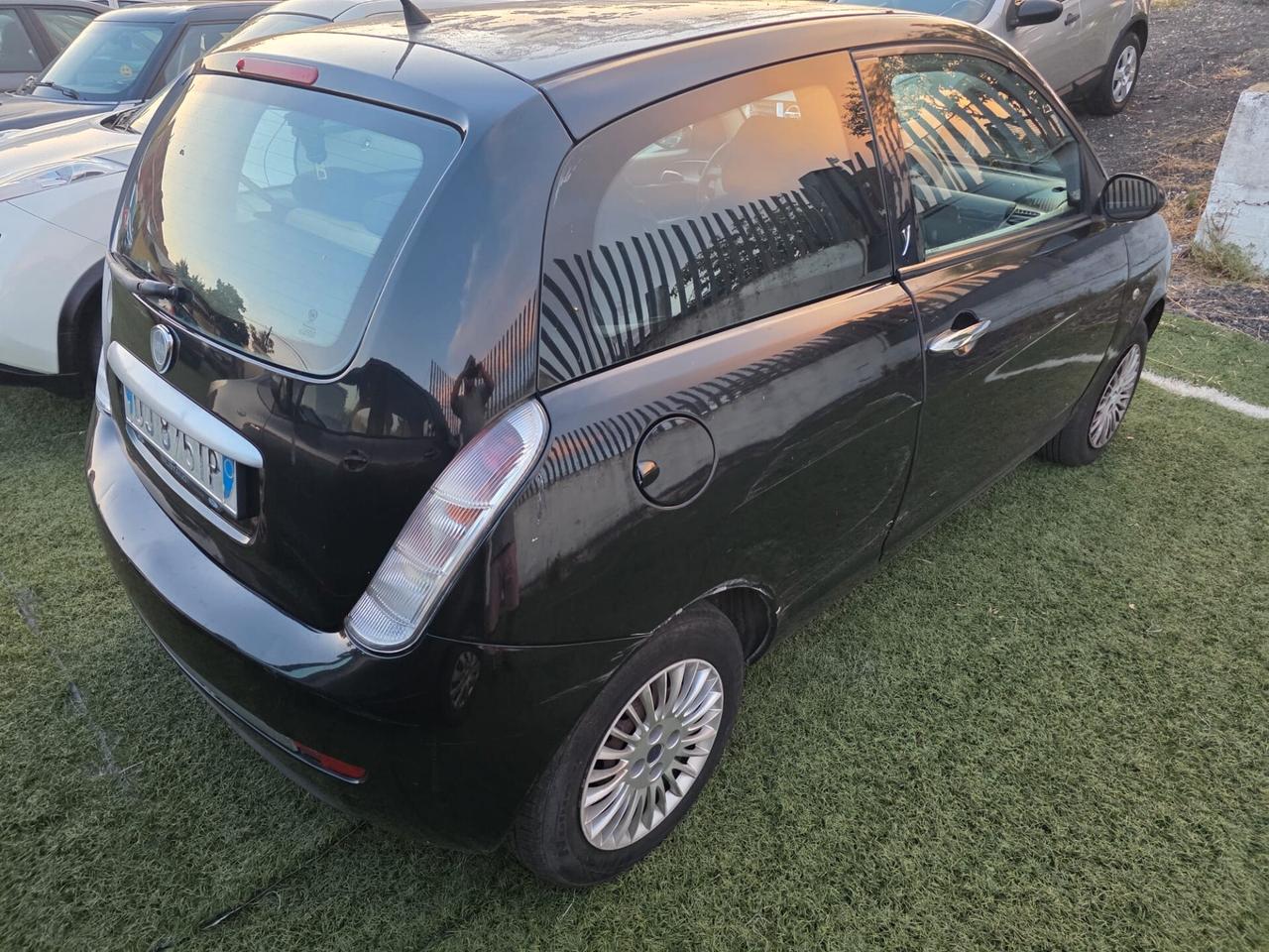 Lancia Ypsilon 1.3 MJT 75 CV 2009