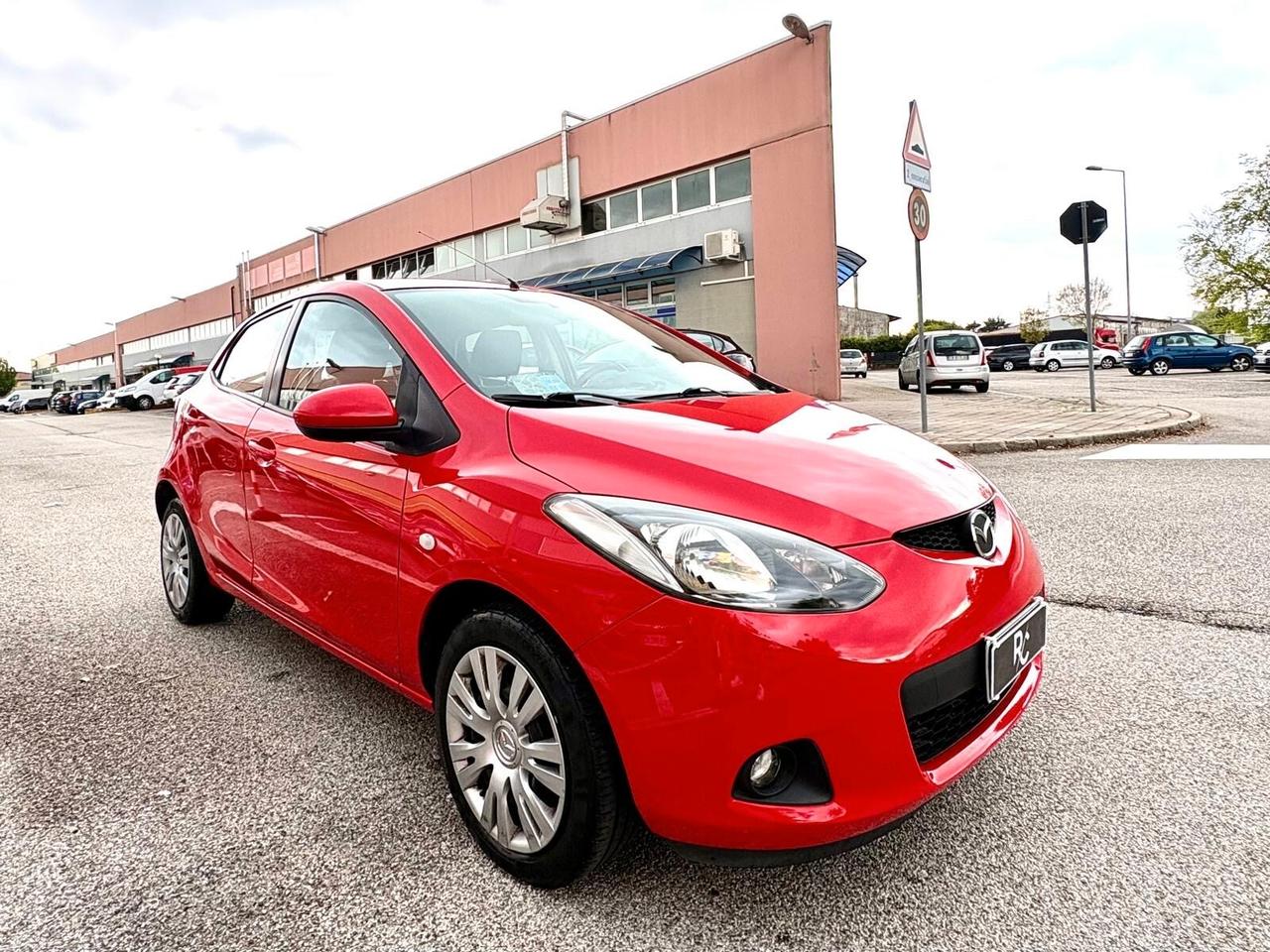 Mazda 2 Mazda2 1.3 Neopatentati