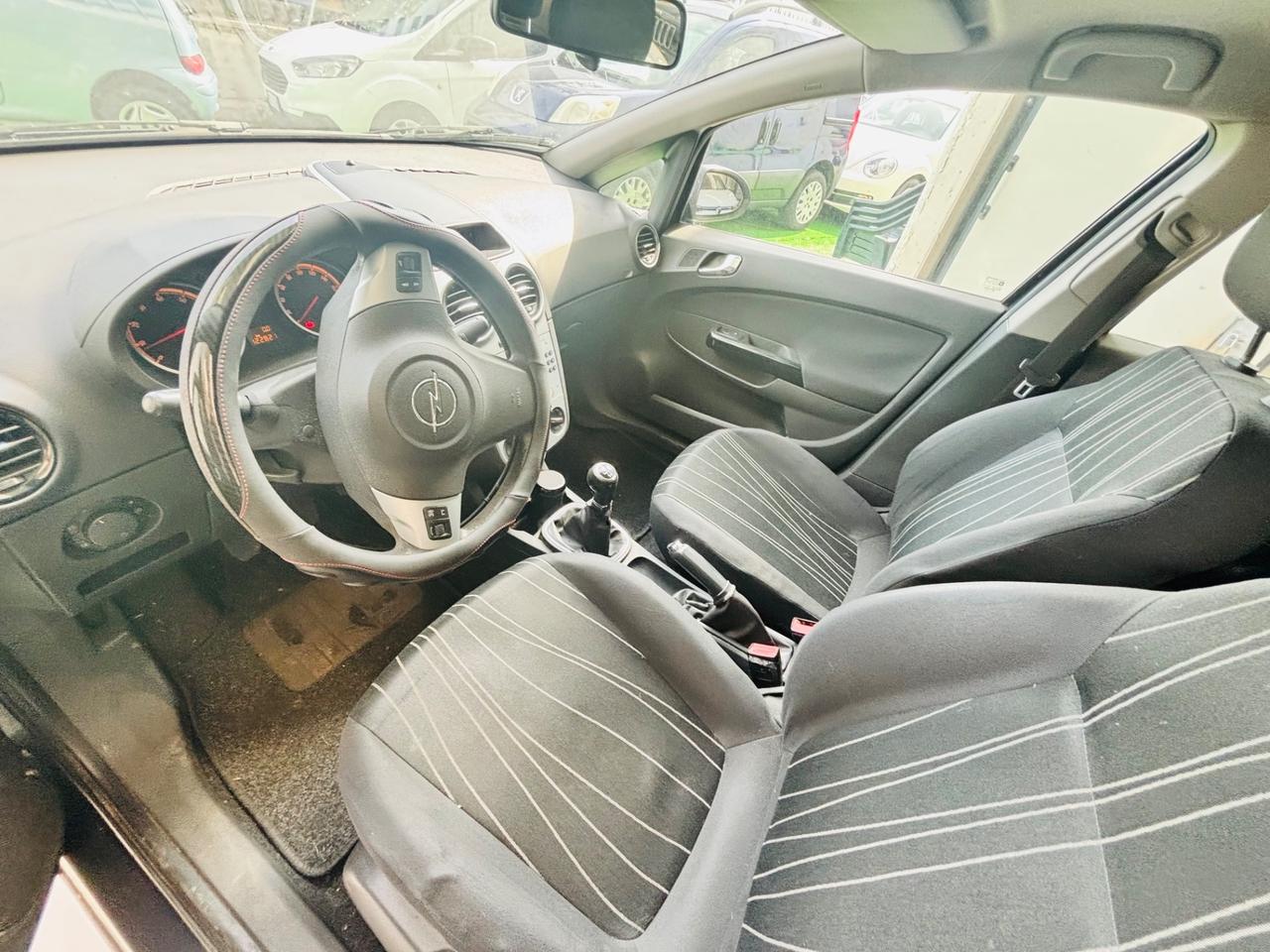 Opel Corsa 1.2 5 porte Enjoy