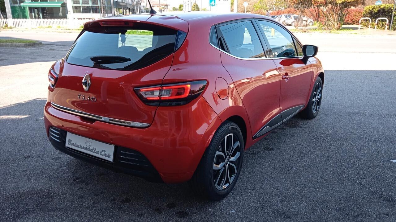 Renault Clio TCe 12V 90CV Start&Stop 5 porte Energy Intens