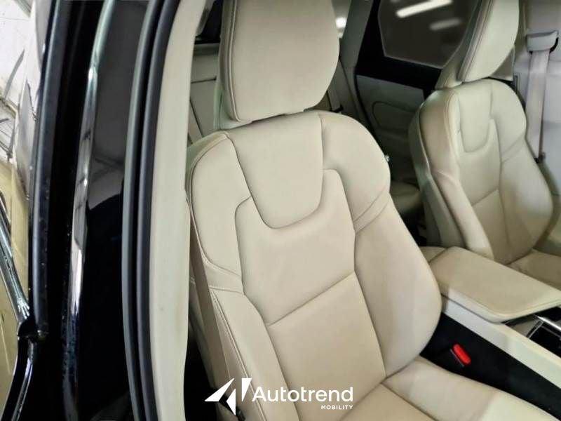 Volvo XC60 B4 197+14 CV Mild Hybrid Diesel Automatico Plus Dark N1 Autocarro