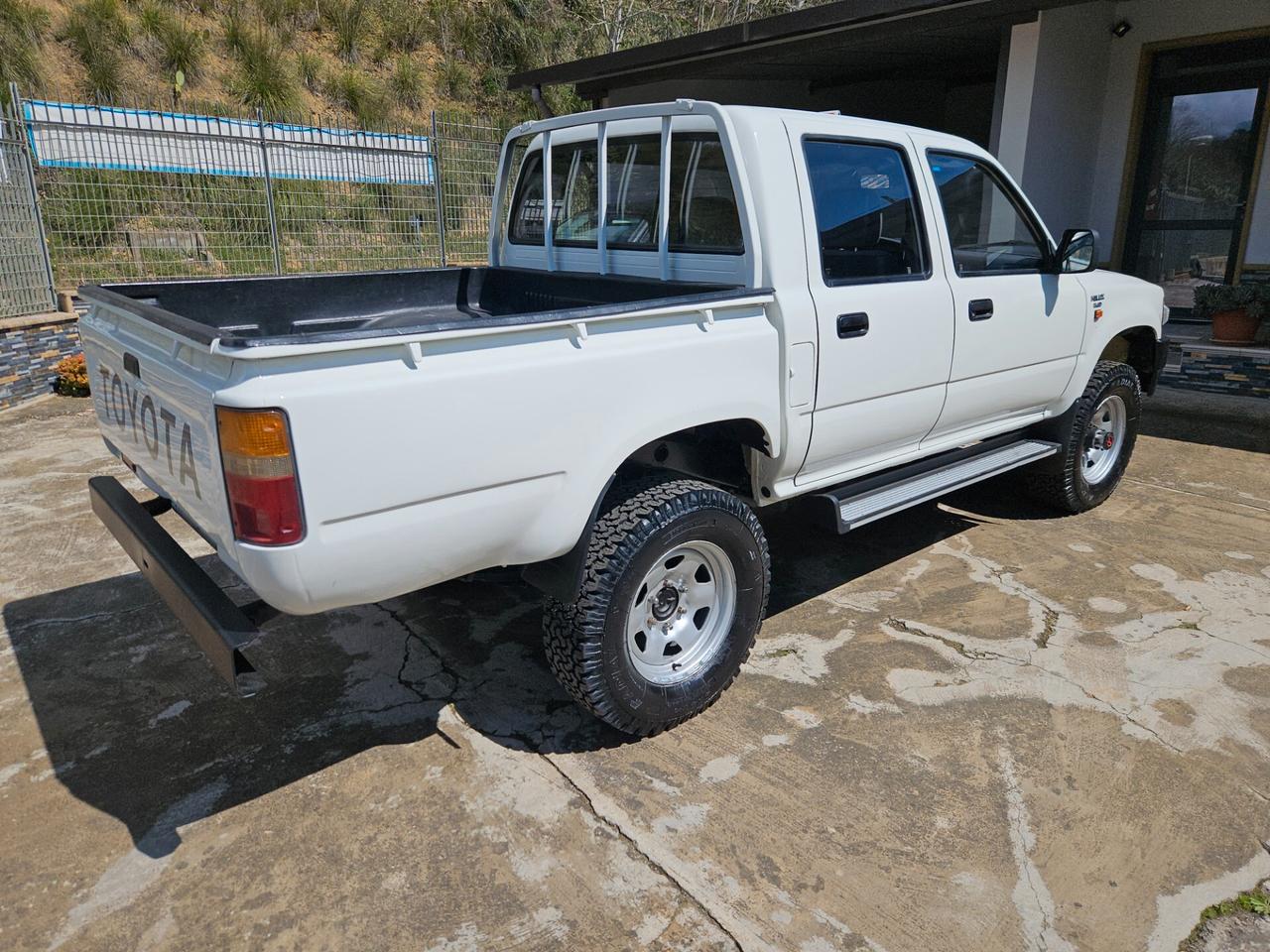 Toyota Hilux 2.4 diesel 4 porte LN 105 Pick-up