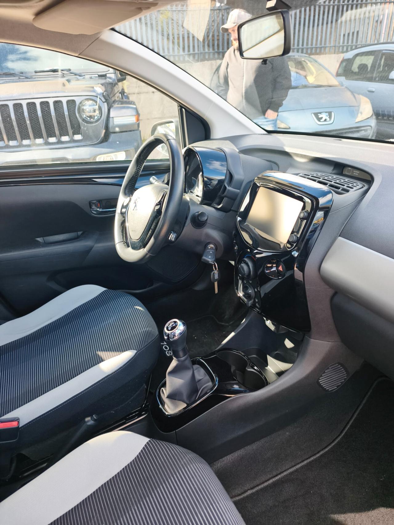 Peugeot 108 VTi 68 5 porte Allure TOP! Cabrio