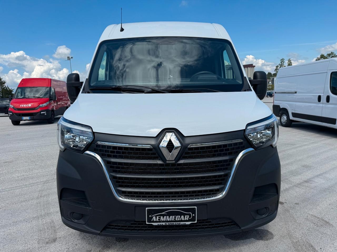 RENAULT Master T35 2.3 dCi 135 14.680 IVA ESCLUSA