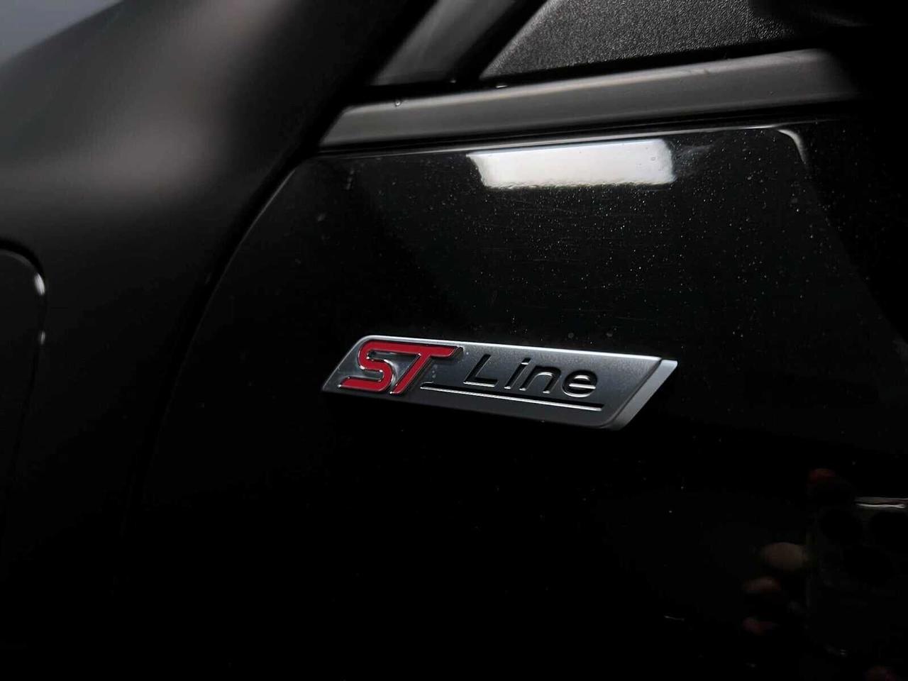 FORD KUGA 2.5 PLUG IN HYBRID 243 CV 2WD ST-LINE X