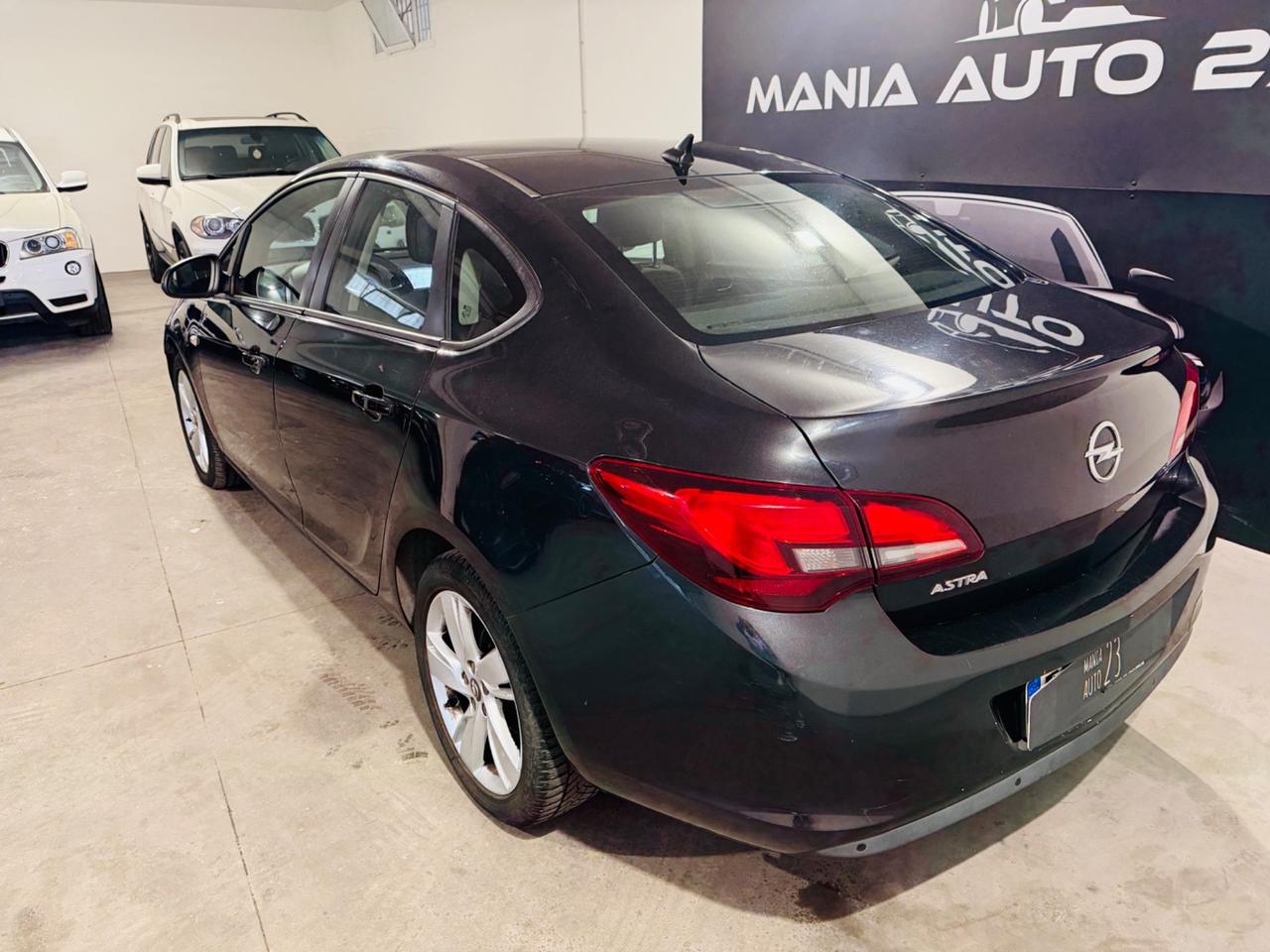 Opel ASTRA 1.4 100 CV* 5 porte Cosmo*NEOPATENTATI*GPL*