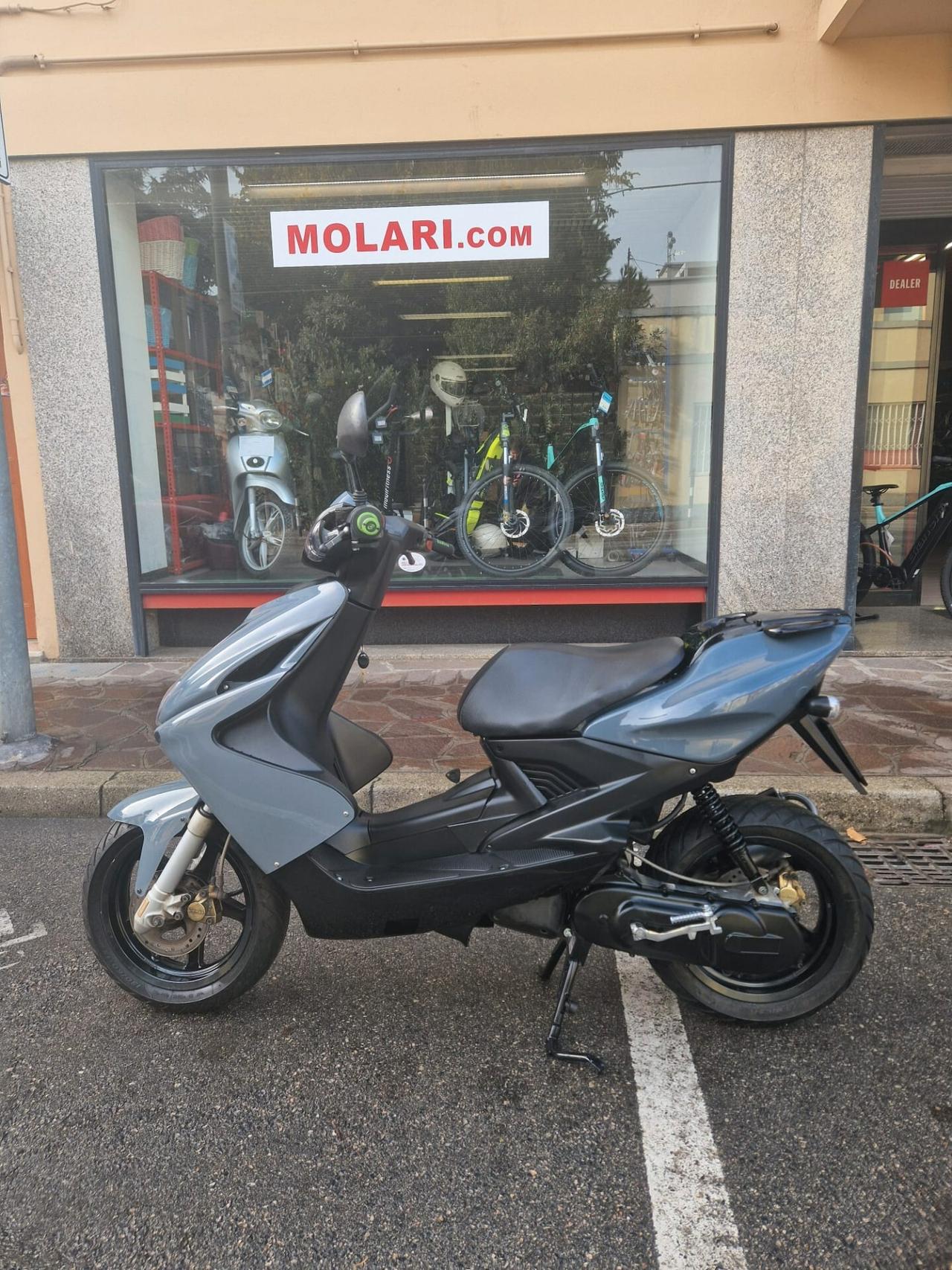 Yamaha Aerox / MBK Nitro 50 cc Grigio 06/2001