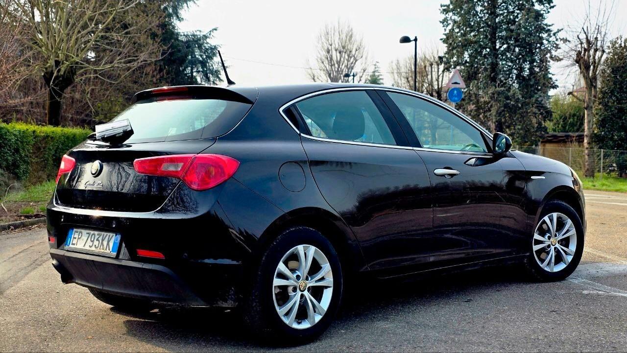 Alfa Romeo Giulietta 1.4 GPL NEOPATENTATI