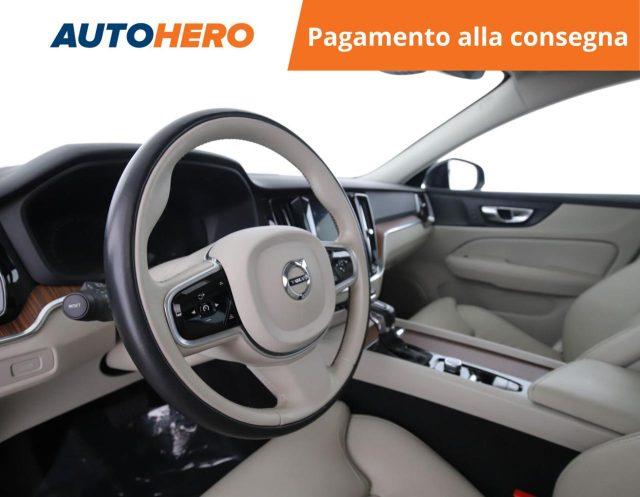 VOLVO V60 Cross Country D4 AWD Geartronic Business Plus