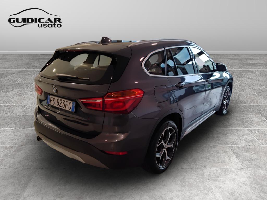 BMW X1 F48 - X1 sdrive18i xLine 140cv