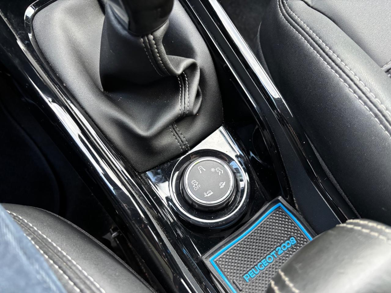 Peugeot 2008 1.6 hdi OK NEOPATENTATI
