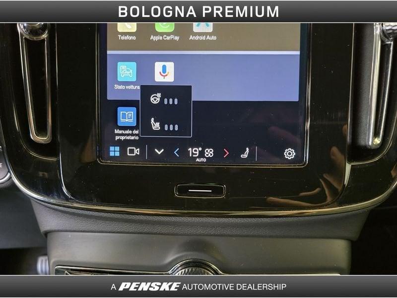 Volvo XC40 XC40 B3 automatico Core