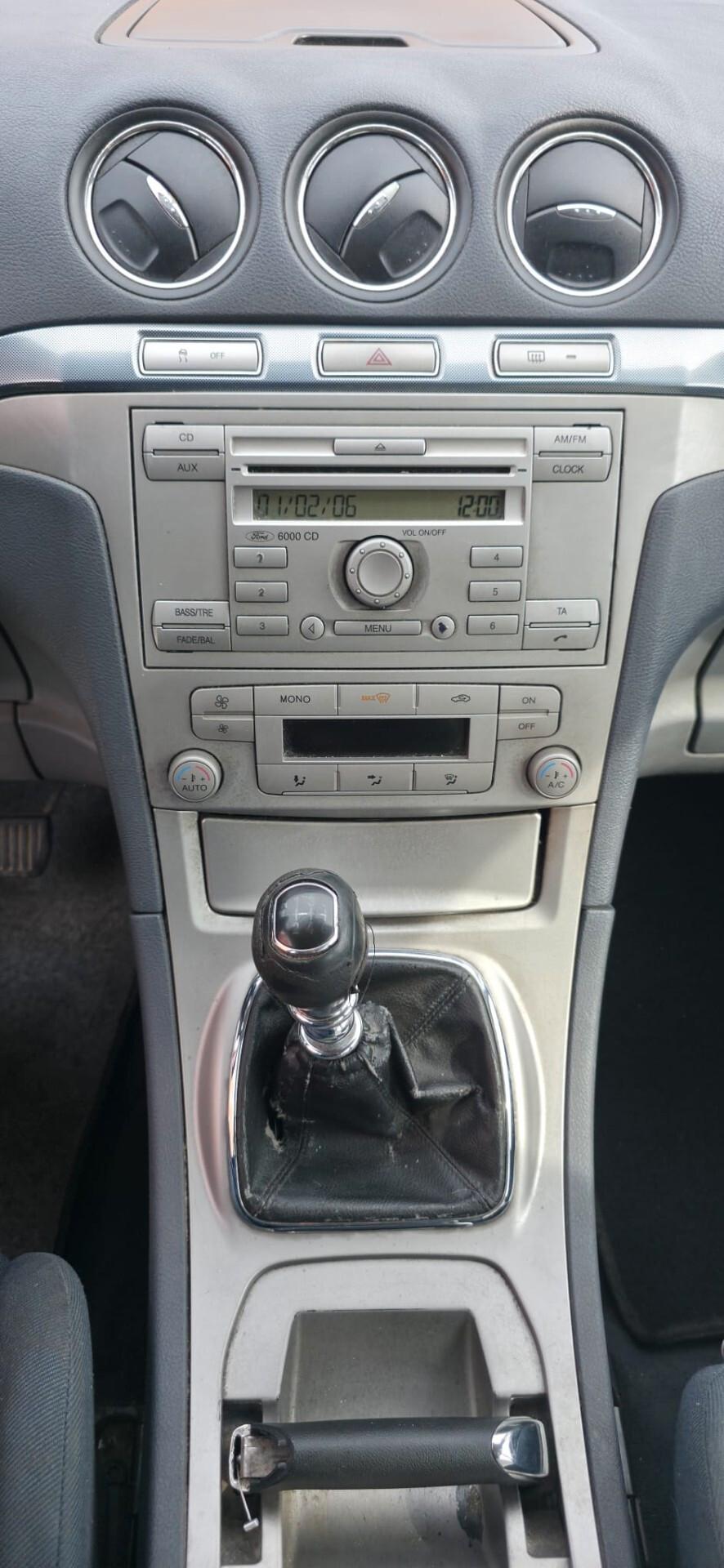 Ford S-Max 2.0 TDCi 140CV Titanium 7 posti