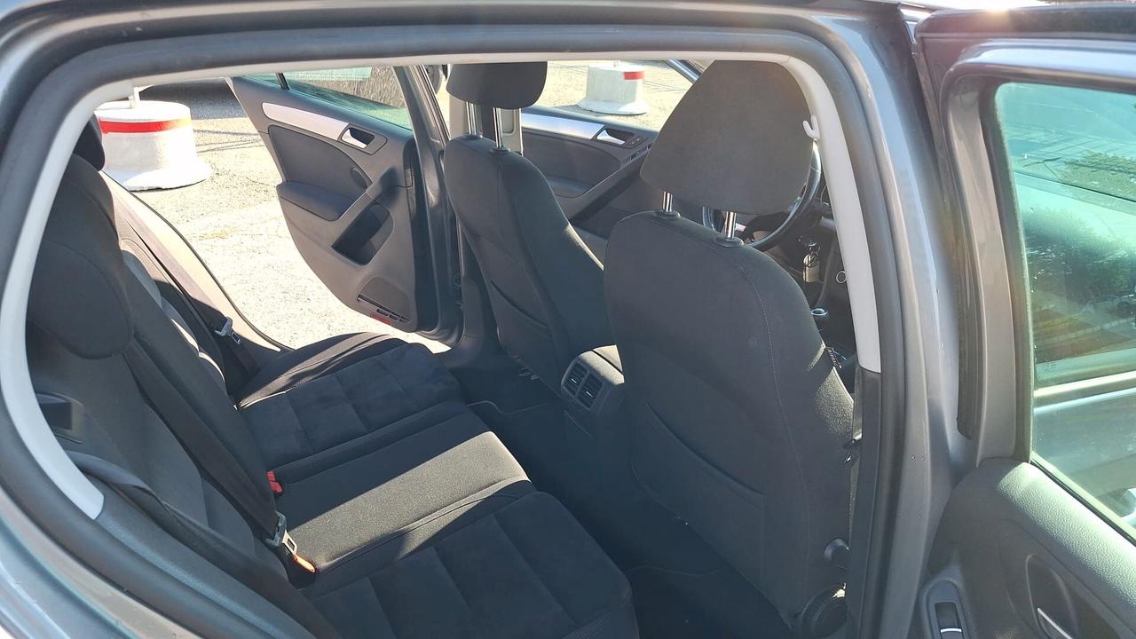 Volkswagen Golf 2.0 TDI 140CV DPF 5p. Highline SOLI 108000 KM R-LINE