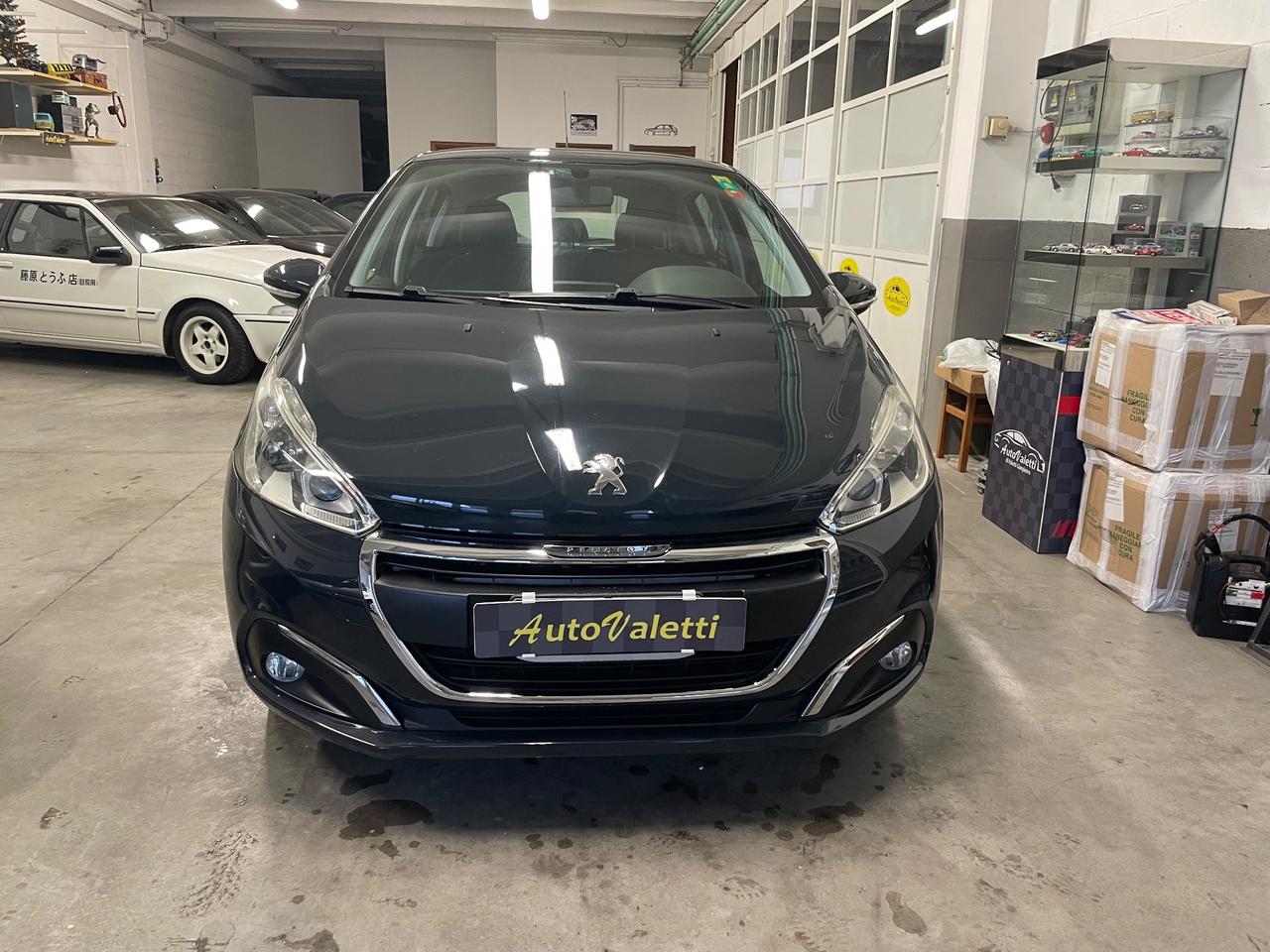 Peugeot 208 BlueHDi 100 5 porte Allure