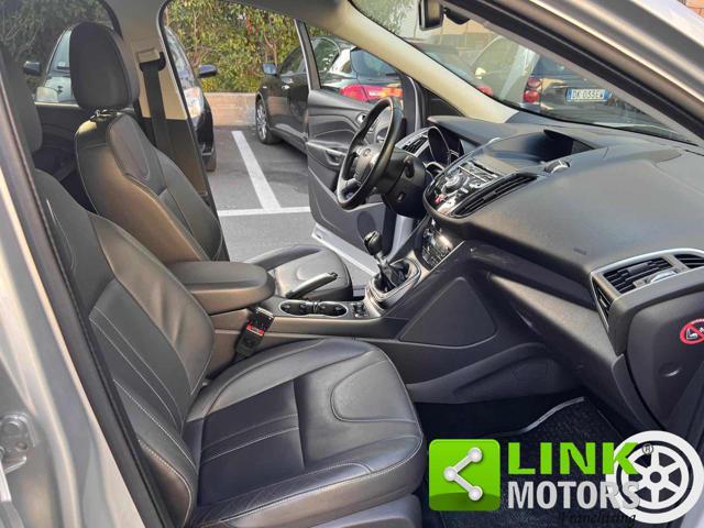 FORD Kuga 2.0 TDCI 140 CV 4WD Titanium