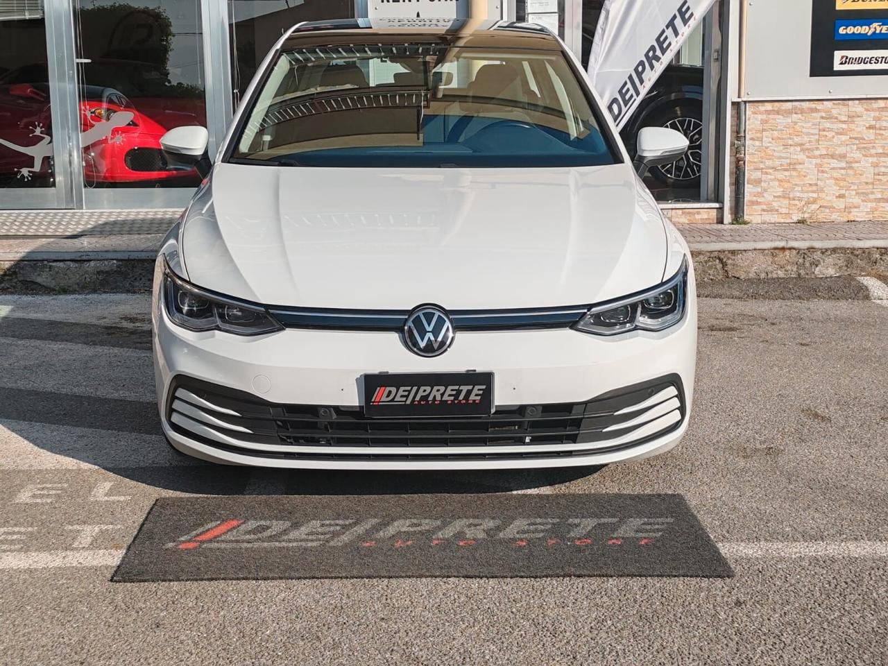 Volkswagen Golf 8 2.0 TDI 150 CV DSG /Life/ - IQ.Light, Digital Cockpit, Tetto Panoramico Apribile
