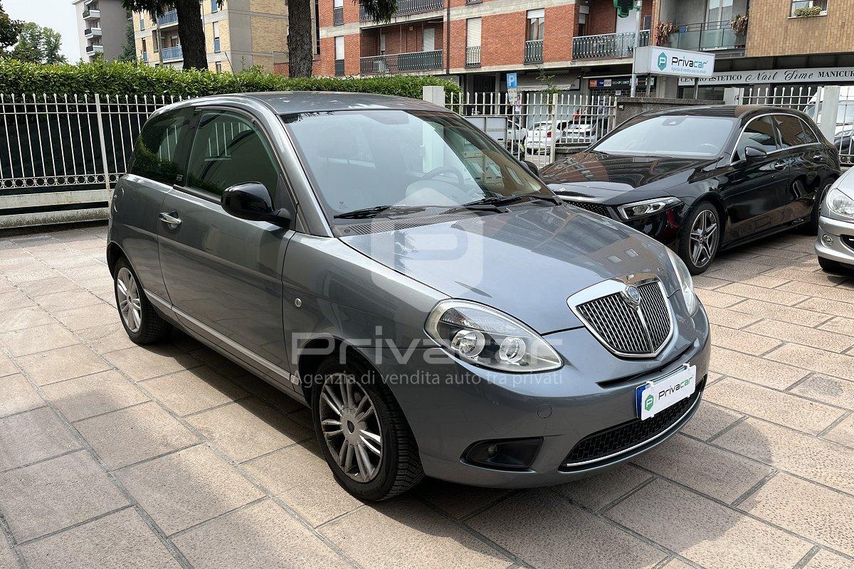 LANCIA Ypsilon 1.2 69 CV Unyca