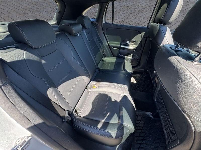 Mercedes-Benz GLA GLA 200 d Automatic Premium
