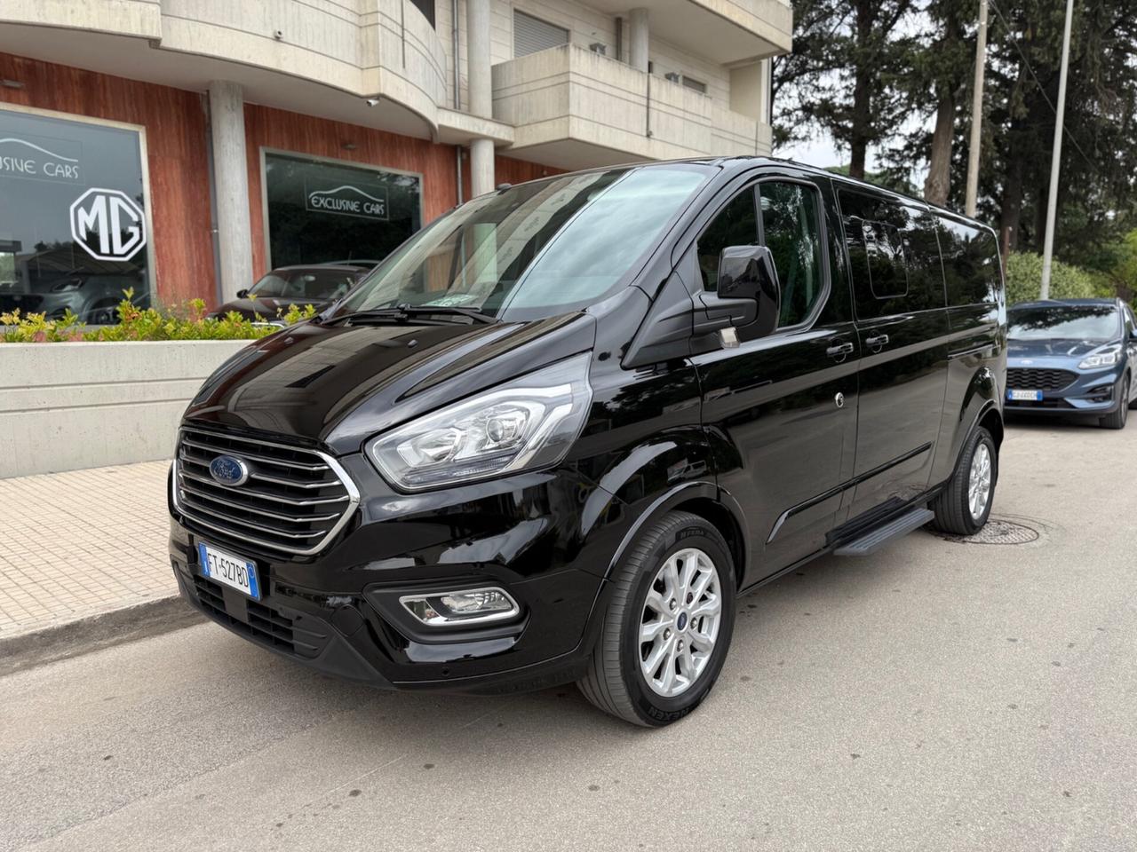 Ford Tourneo Custom 310 2.0 TDCi 170CV PL Titanium