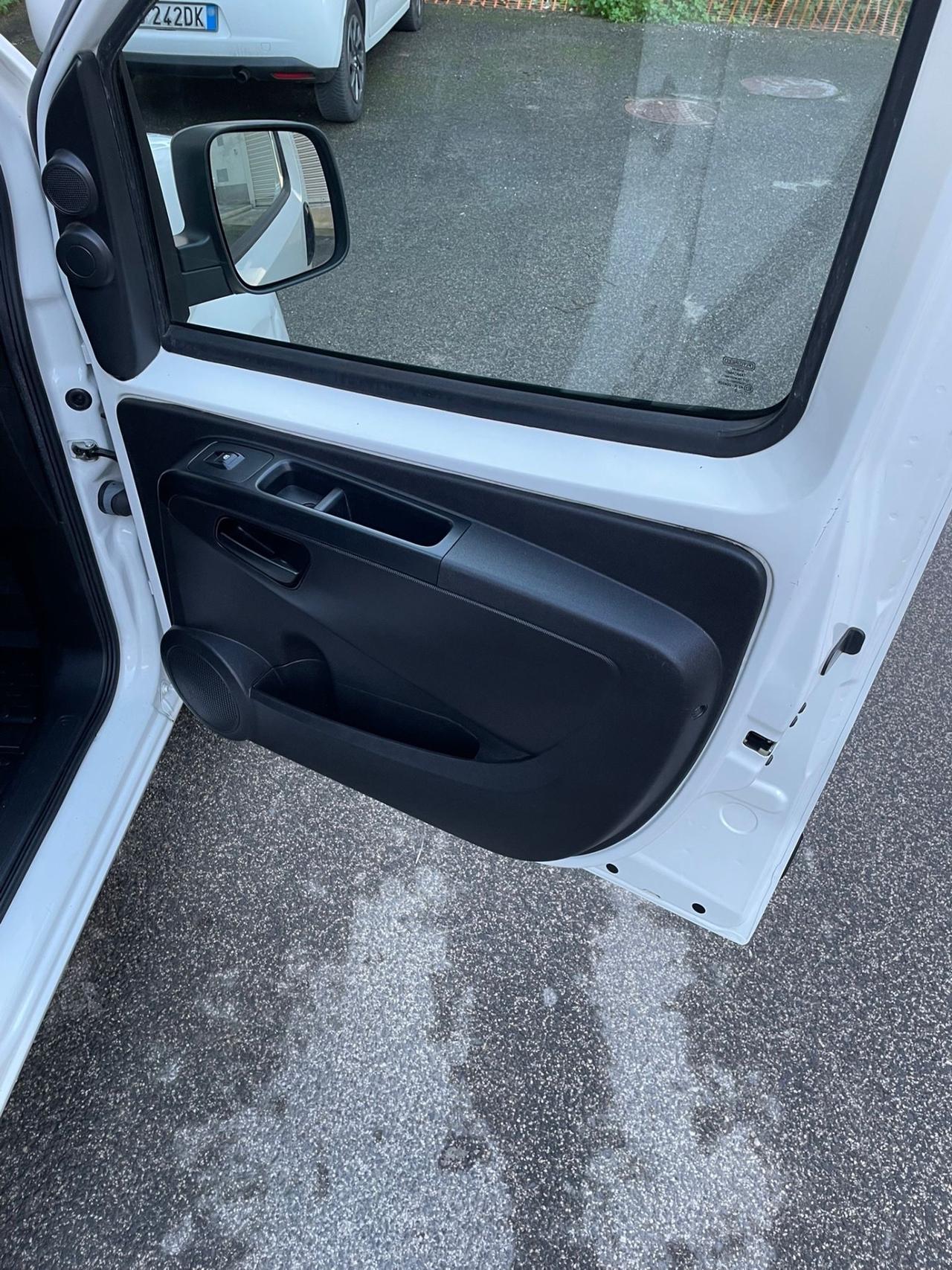 Fiat Fiorino 1.3 MJT 95CV Combinato SX M1