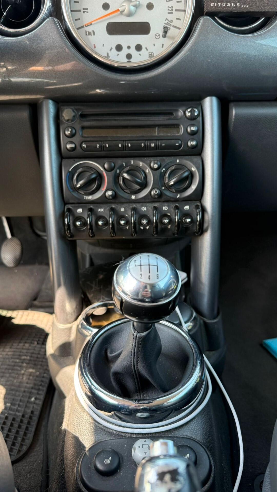 Mini One D 1.4 ok neopatentati