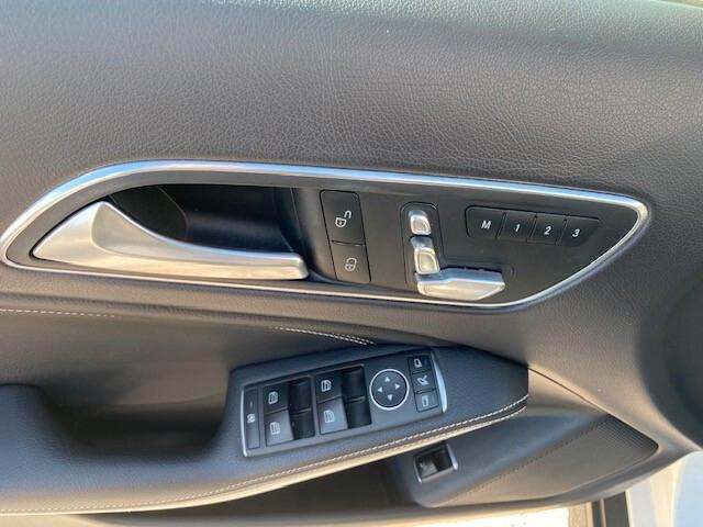 Mercedes-benz GLA 200 d Automatic Edition Tetto/Pelle/LED