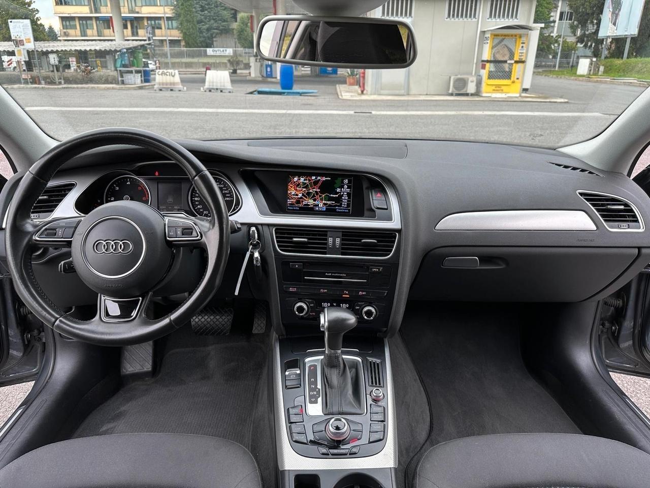 Audi A4 Avant 2.0 TDI 150 CV AUTOMATICA NAVIGA SENSORI PDC CRUISE