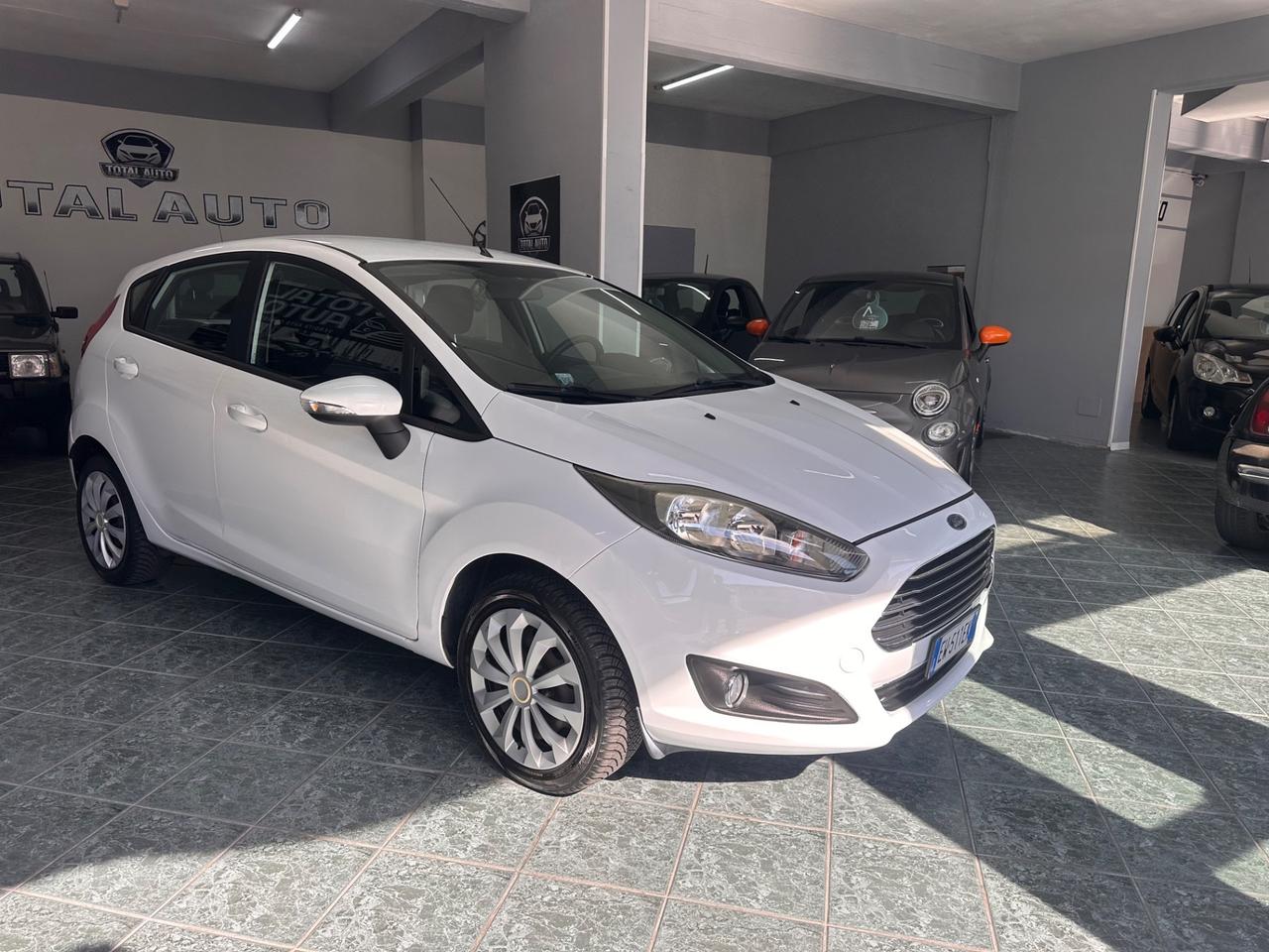 Ford Fiesta 1.4 5p. Bz.- GPL Titanium