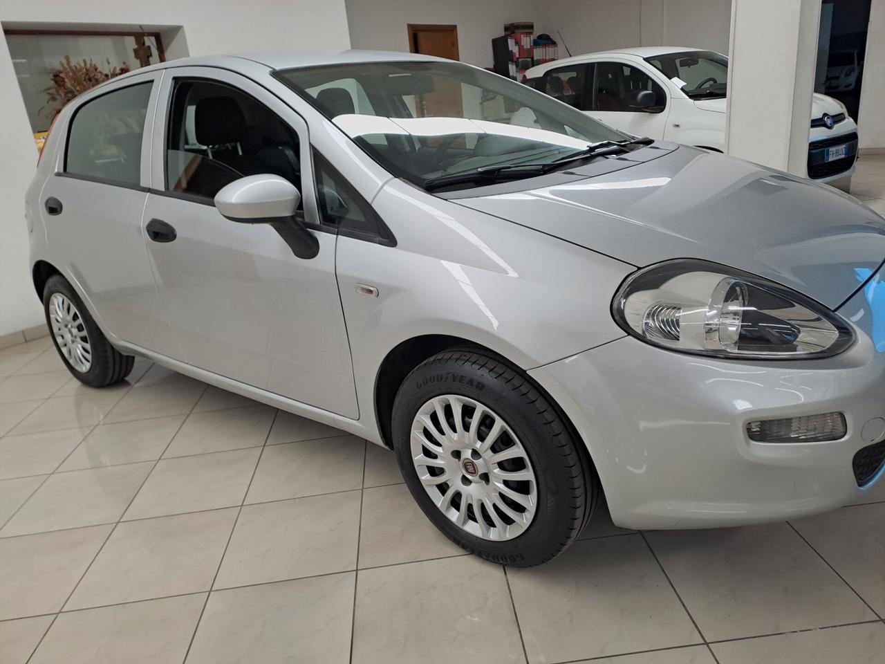 Fiat Punto 1.2 8V 5 porte Street