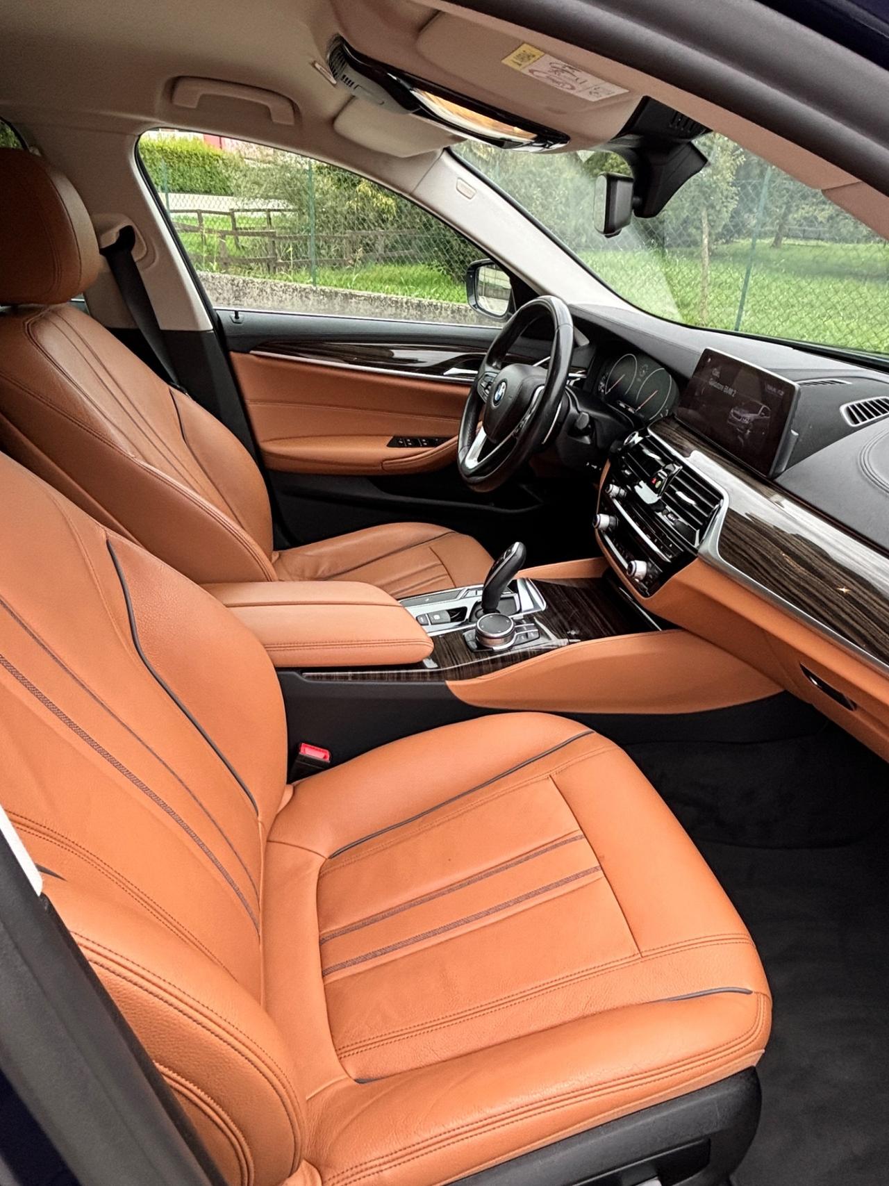 Bmw 520 520d xDrive Luxury