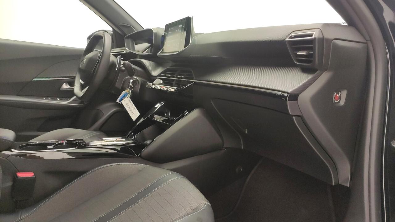 Peugeot 2008 BlueHDi 130 S&S EAT8 Active Pack