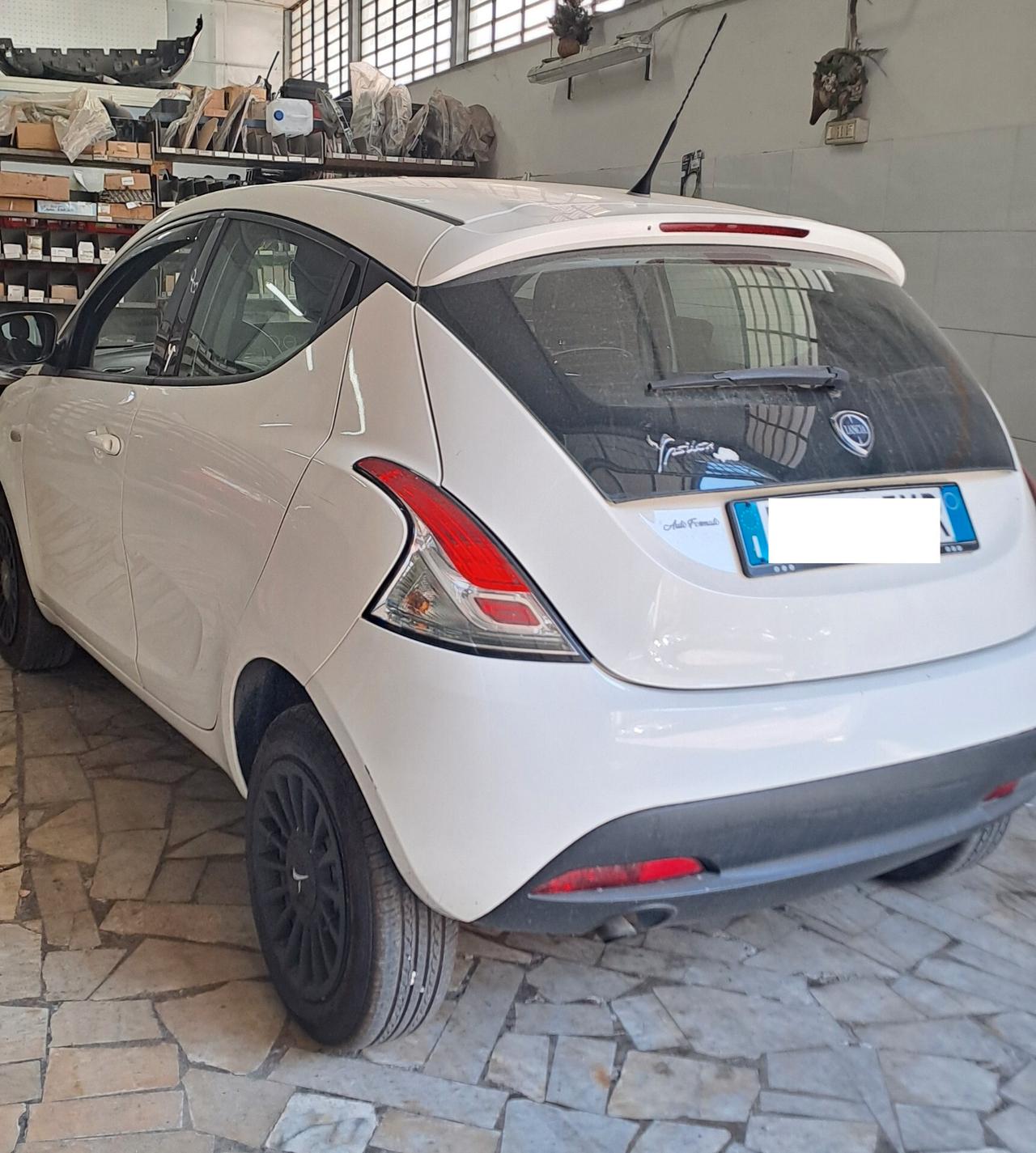 Lancia Ypsilon 3 Serie Metano