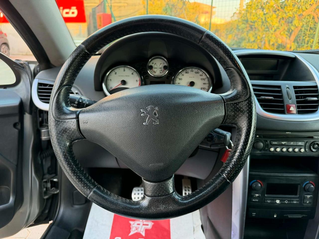 Peugeot 207 1.6 HDi 110CV 3p.CABRIO Féline OK NEOPATENTATI