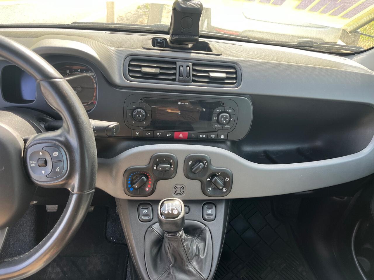 Fiat Panda 0.9 TwinAir Turbo Natural Power Lounge .