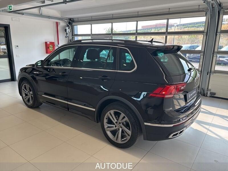 Volkswagen Tiguan R-LINE 2.0 TDI SCR 150 CV DSG