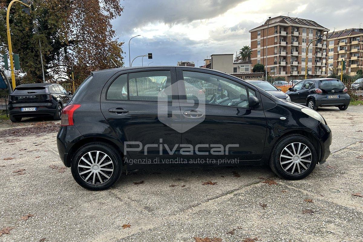 TOYOTA Yaris 1.0 5 porte Sol