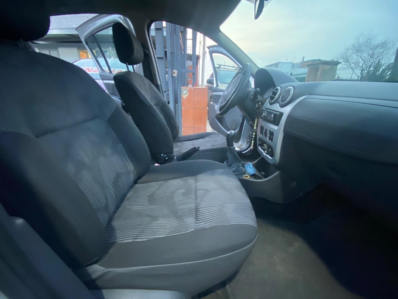 Dacia Sandero 1.4 8V GPL