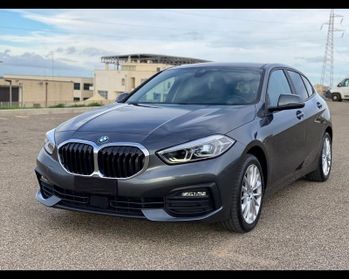 BMW Serie 1 F40 118d Business Advantage auto