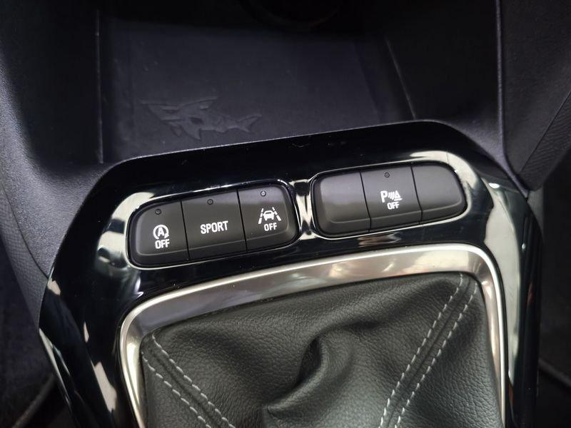 Opel Corsa 1.2 Gs Line + 100cv MT6