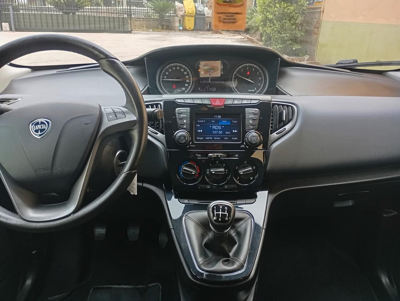Lancia Ypsilon 1.2 69 CV GPL Ecochic Gold
