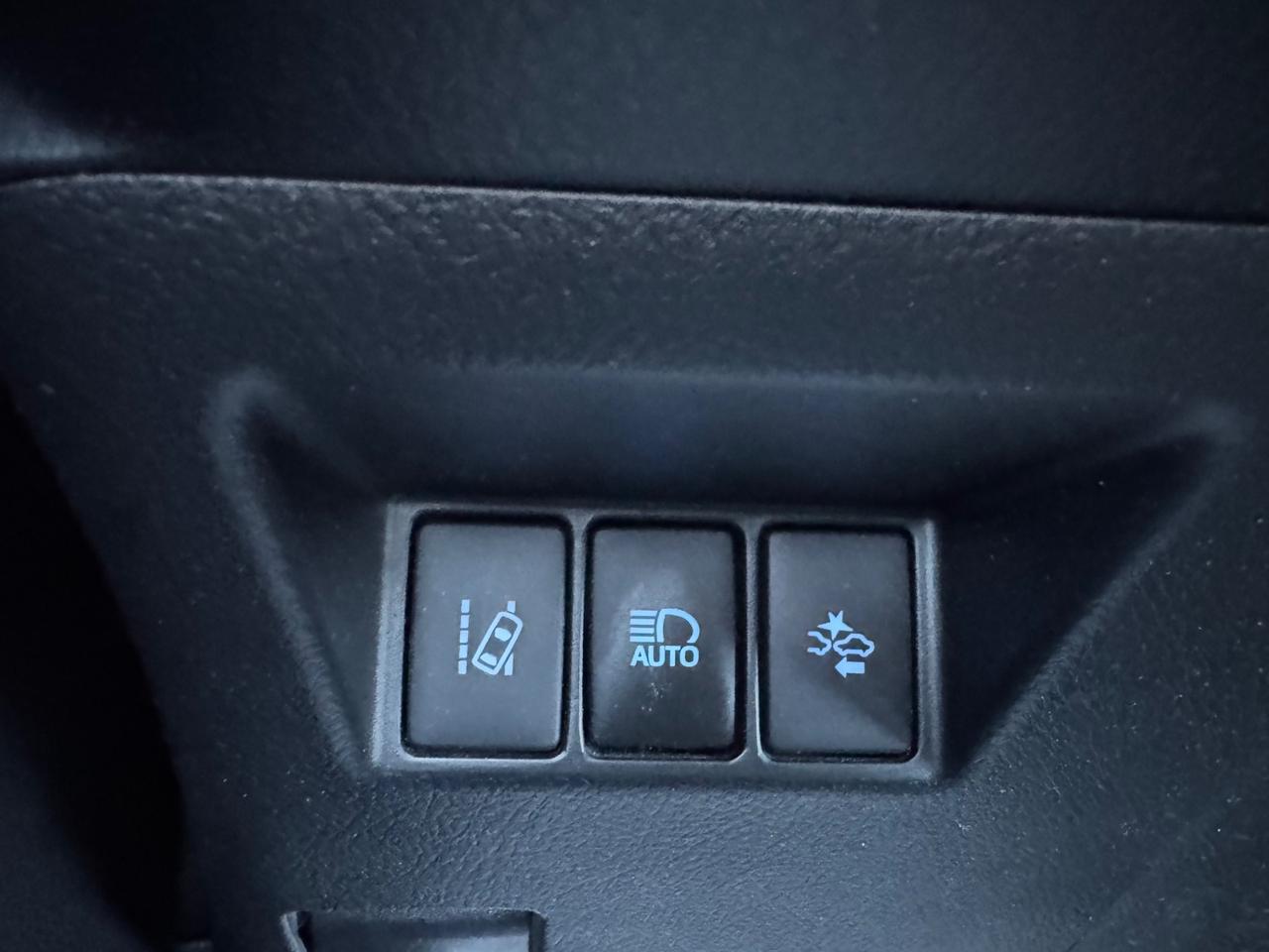 Toyota Yaris 1.5 Hybrid Trend Blue Edition