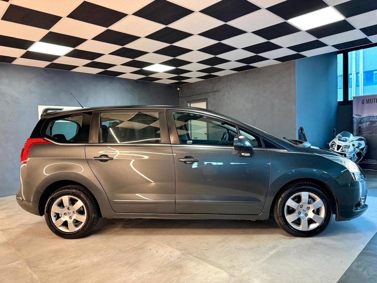 Peugeot 5008 1.6 HDi 112CV Tecno