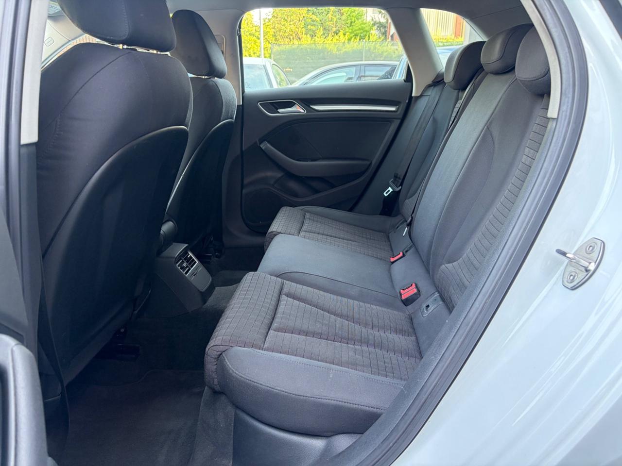 Audi A3 SPB 1.4 TFSI g-tron Ambiente
