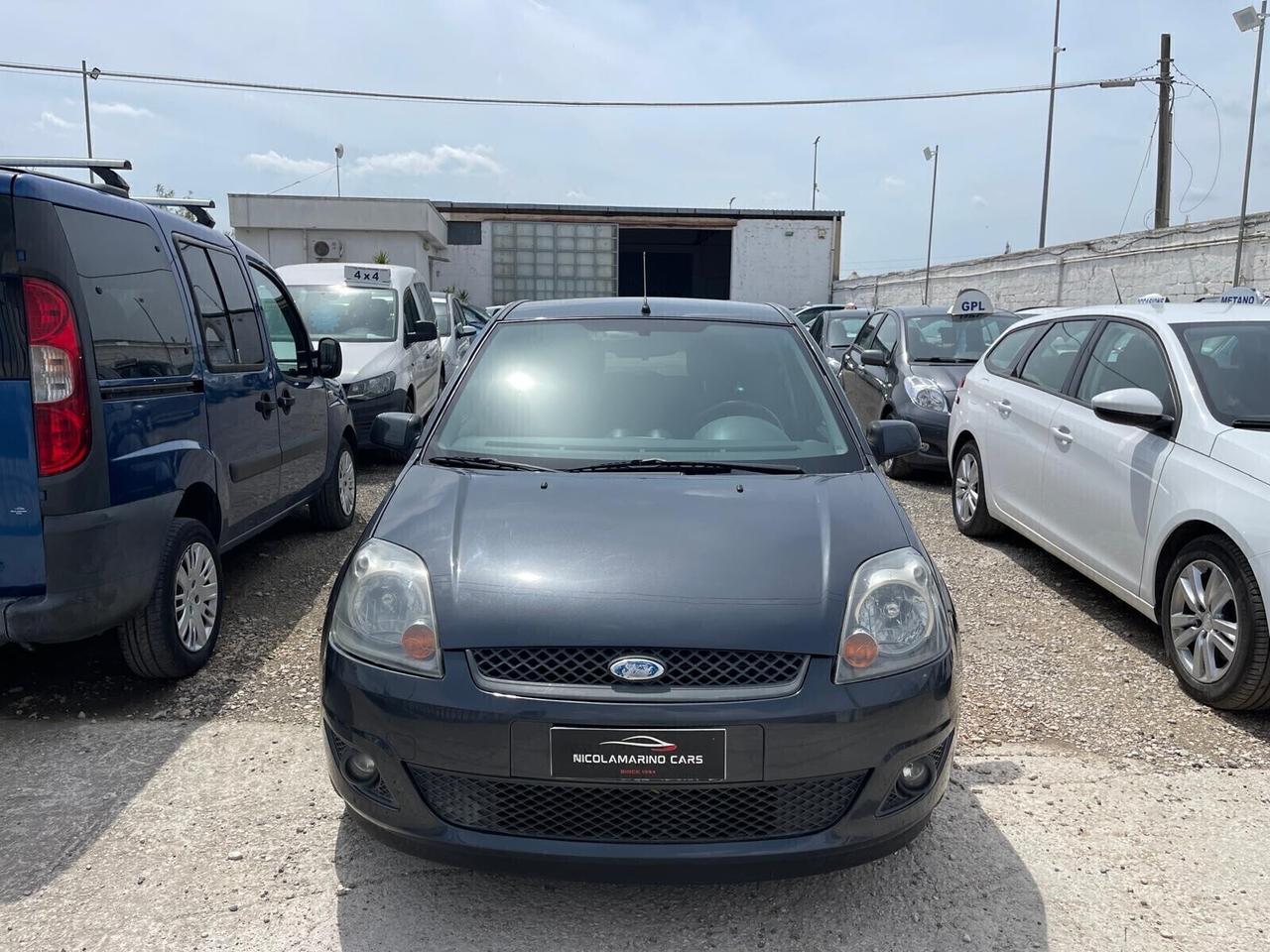 Ford Fiesta 1.2 16V 5p. Titanium “NUOVISSIMA”